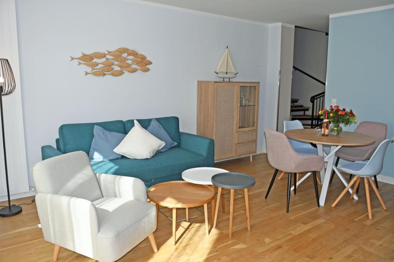Schoene Ferienwohnungen Mit Kamin Im Ostseebad Sellin Bagian luar foto