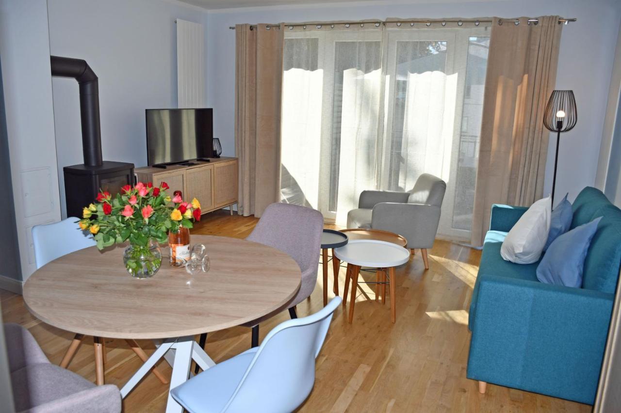 Schoene Ferienwohnungen Mit Kamin Im Ostseebad Sellin Bagian luar foto