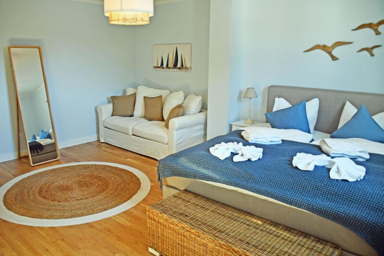 Schoene Ferienwohnungen Mit Kamin Im Ostseebad Sellin Bagian luar foto