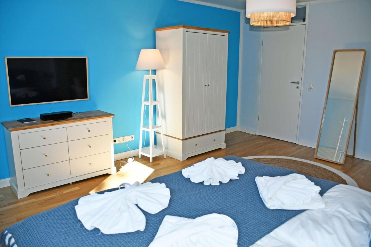 Schoene Ferienwohnungen Mit Kamin Im Ostseebad Sellin Bagian luar foto