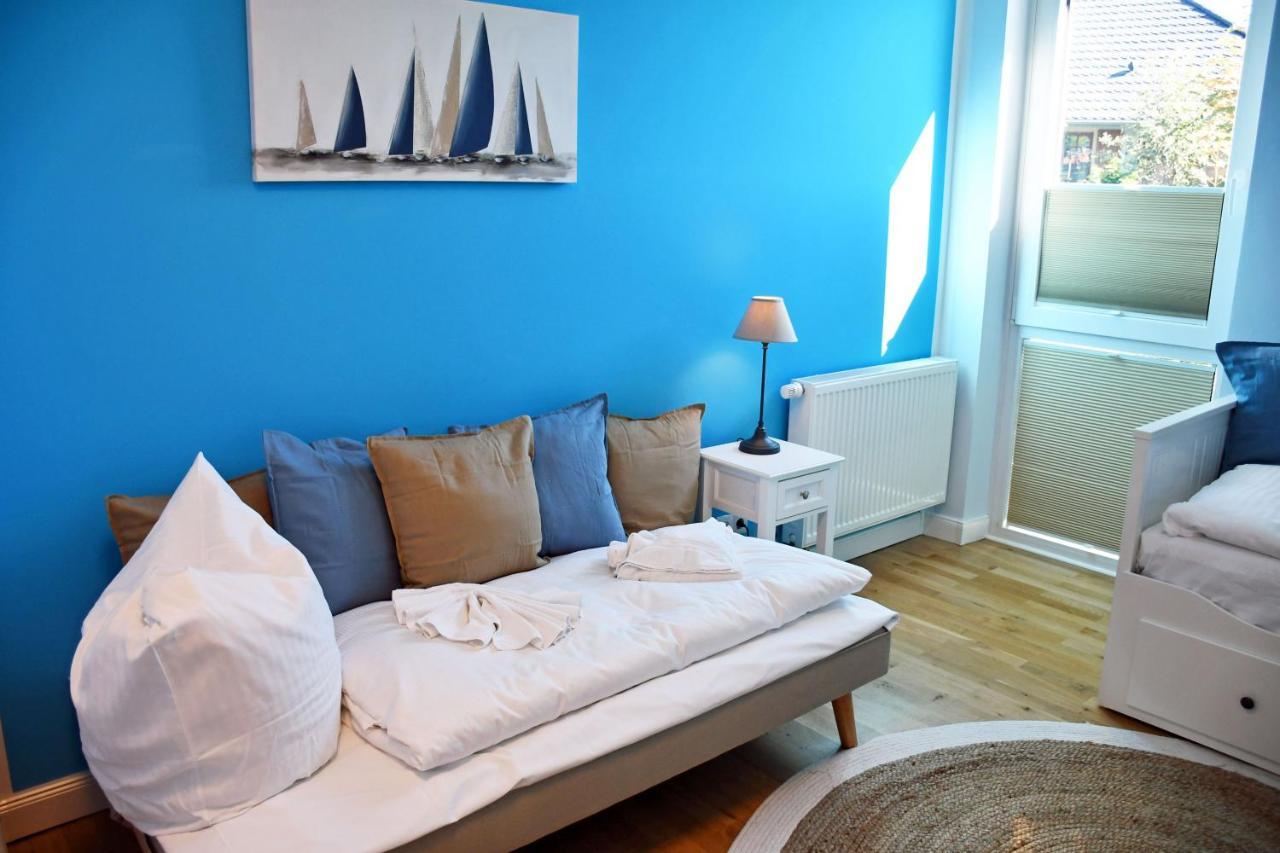 Schoene Ferienwohnungen Mit Kamin Im Ostseebad Sellin Bagian luar foto